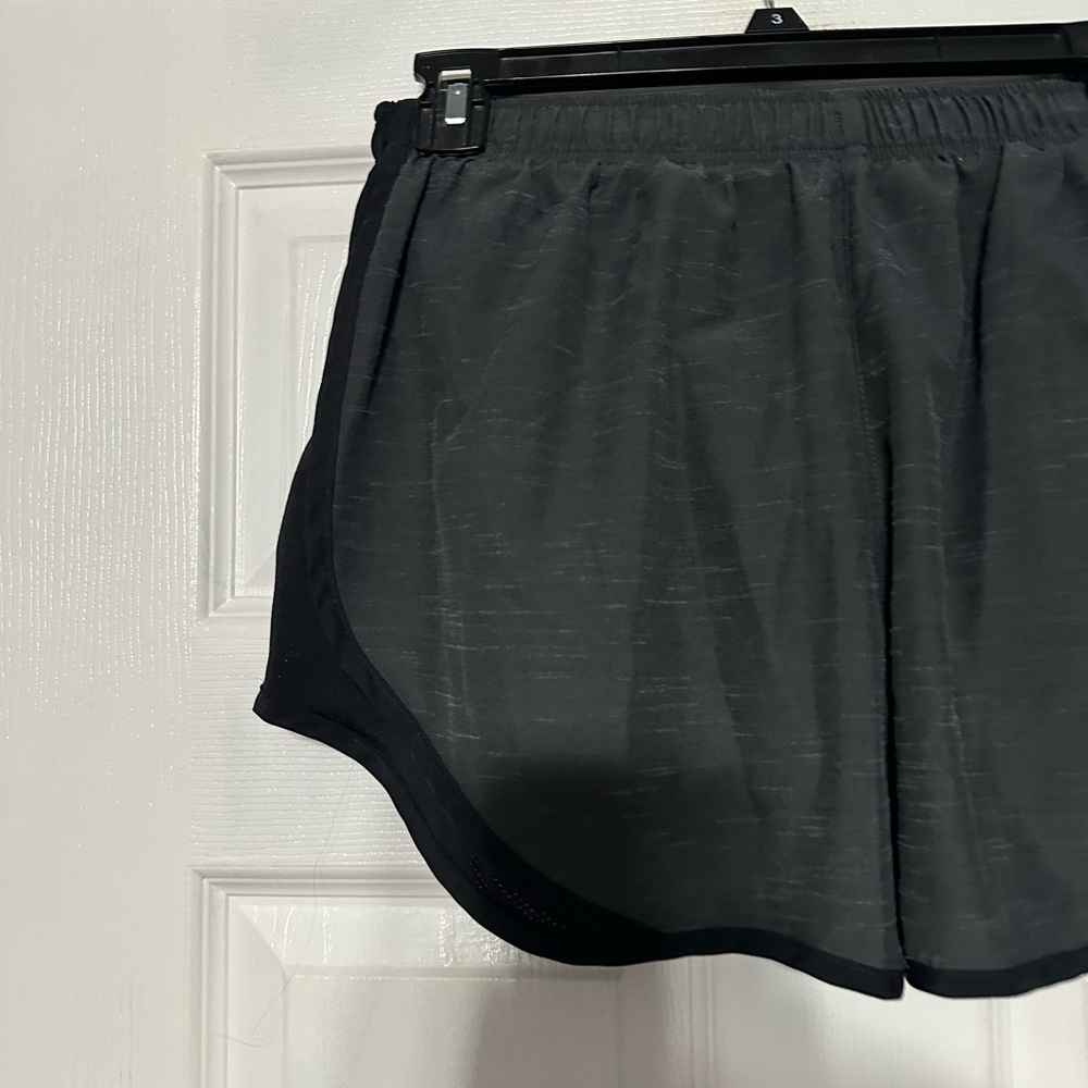 Nike Dri Fit Women's Athletic Running Shorts - Picture 6 of 11
